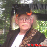 PaulMcC´s dating profil. PaulMcC er 71 år og kommer fra Århus - søger Kvinde. Opret en dating profil og kontakt PaulMcC