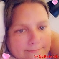 Kvinde43´s dating profil. Kvinde43 er 43 år og kommer fra Sønderjylland - søger Mand. Opret en dating profil og kontakt Kvinde43